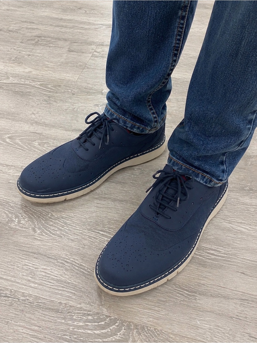 Stacy Adams Oxford Leather shoes.